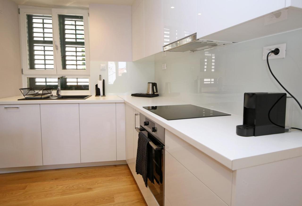 Apartment Volat Šibenik Exteriör bild