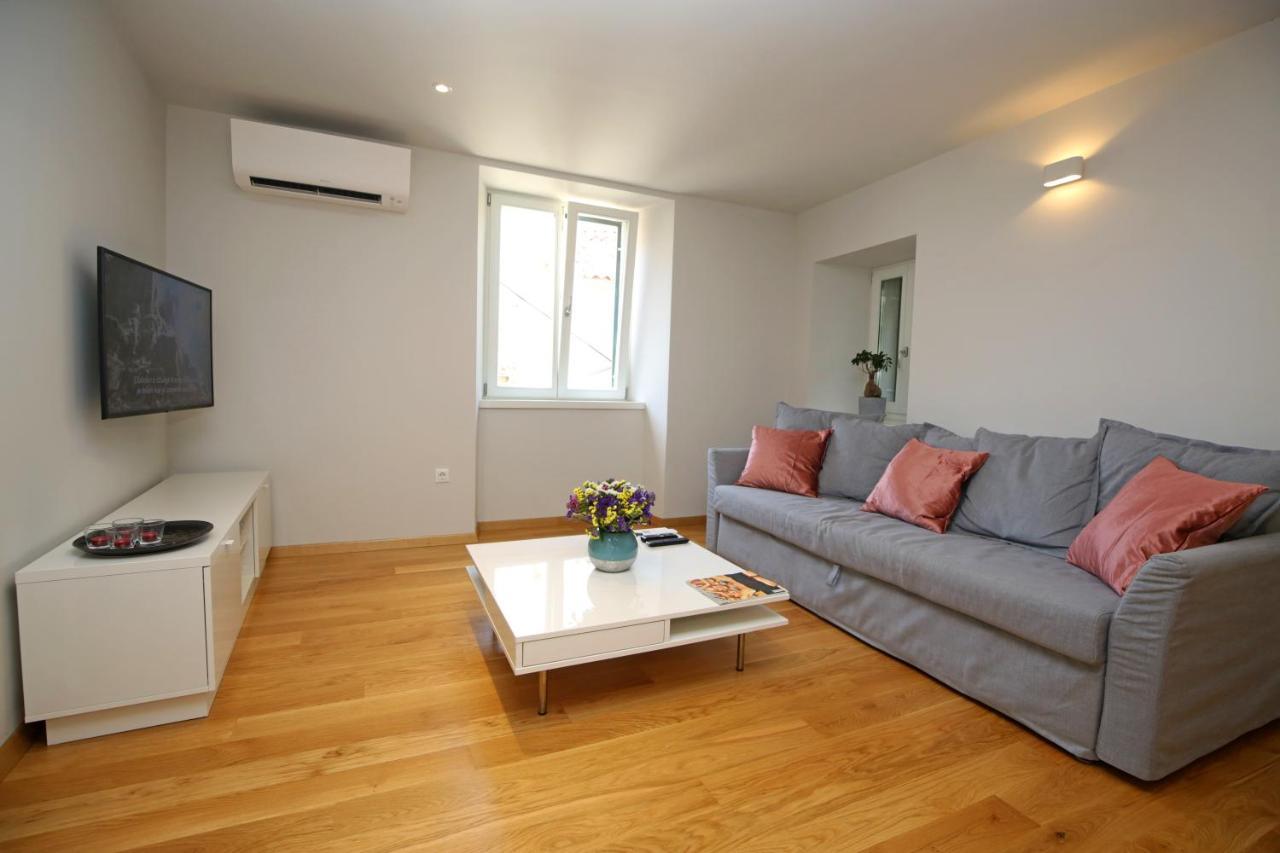 Apartment Volat Šibenik Exteriör bild