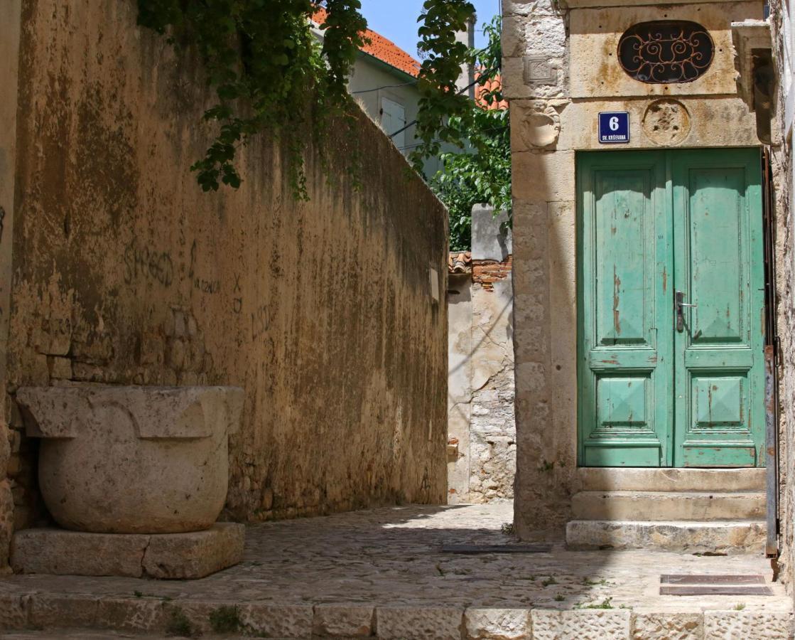 Apartment Volat Šibenik Exteriör bild